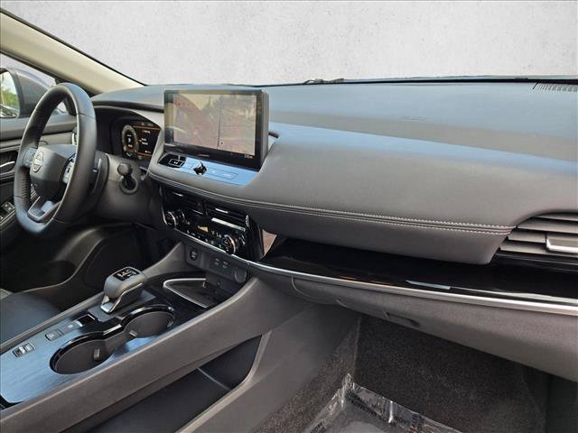 Used 2025 Nissan Rogue SL FWD image 20