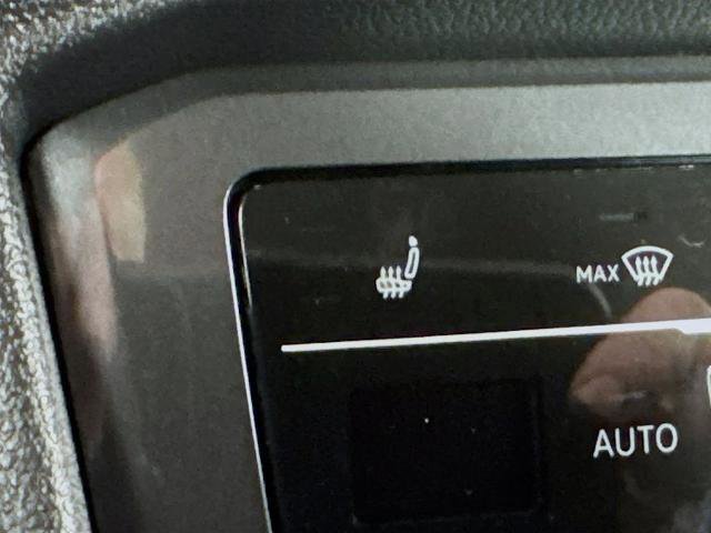 Used 2022 Volkswagen Tiguan SE image 20