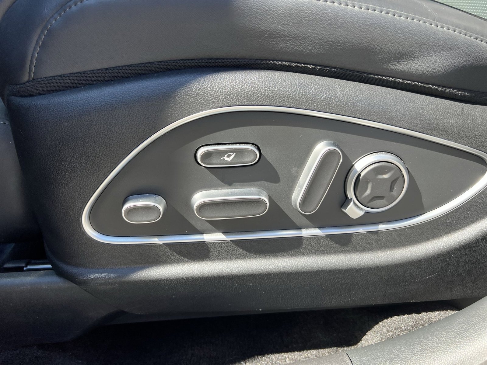 Used 2026 Hyundai Palisade Calligraphy AWD/4WD image 22