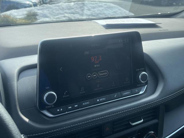 Used 2023 Nissan Rogue S image 31