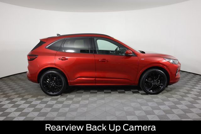 Certified 2023 Ford Escape ST-Line Elite image 7