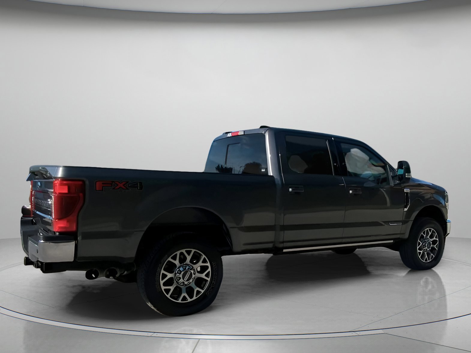 Certified 2022 Ford F250 Lariat w/ Lariat Ultimate Package image 24