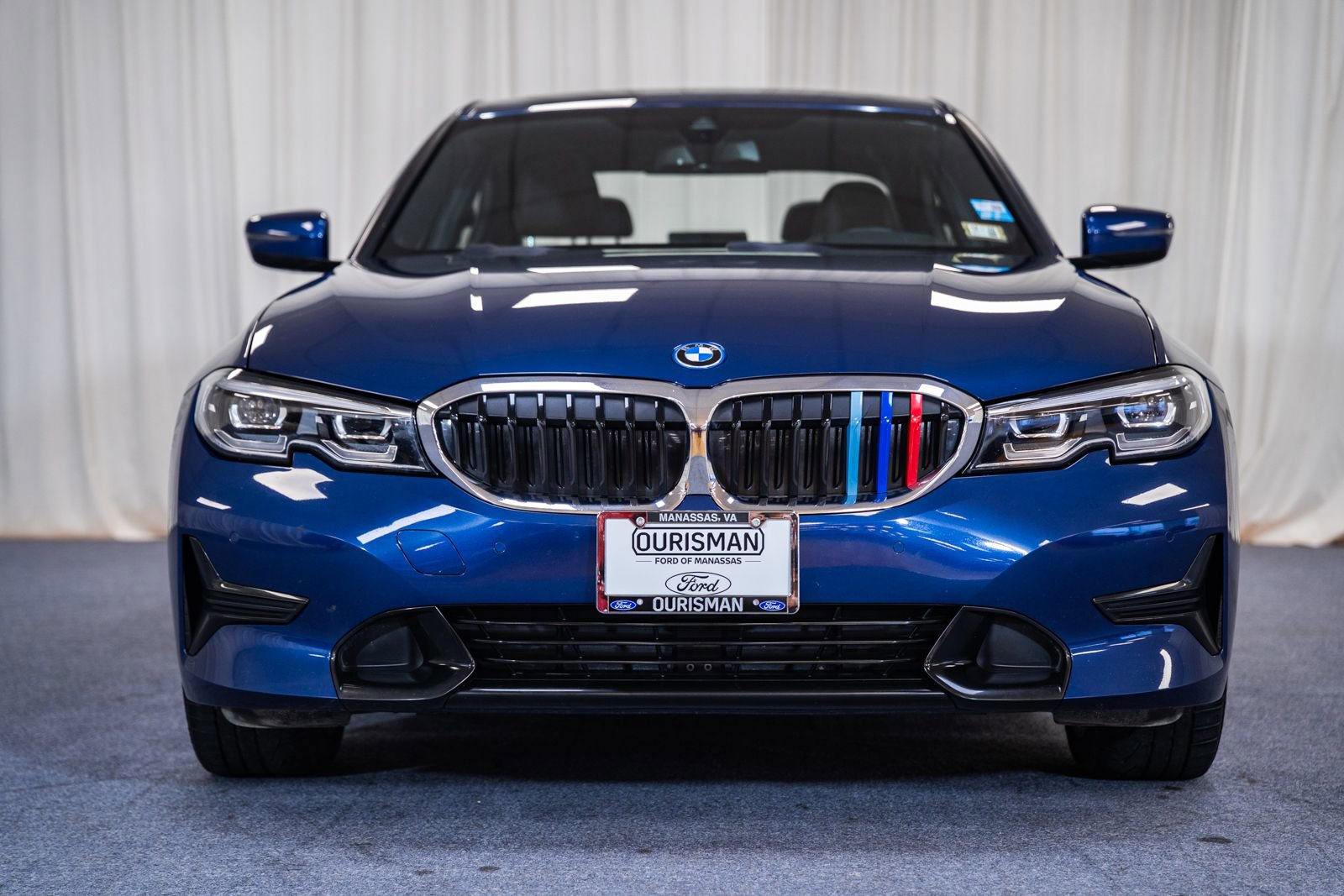 Used 2022 BMW 330e xDrive w/ Premium Package AWD/4WD image 2