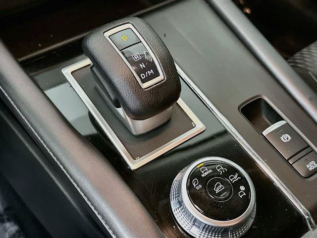 Used 2024 Mitsubishi Outlander ES FWD image 18