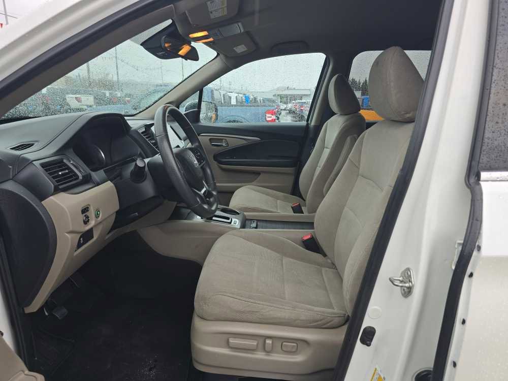 Used 2019 Honda Pilot EX image 9