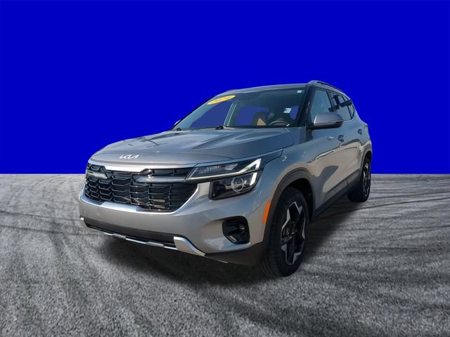 Used 2024 Kia Seltos EX FWD image 8
