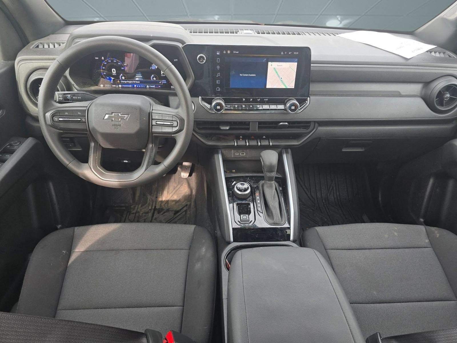 Used 2025 Chevrolet Colorado Trail Boss image 13