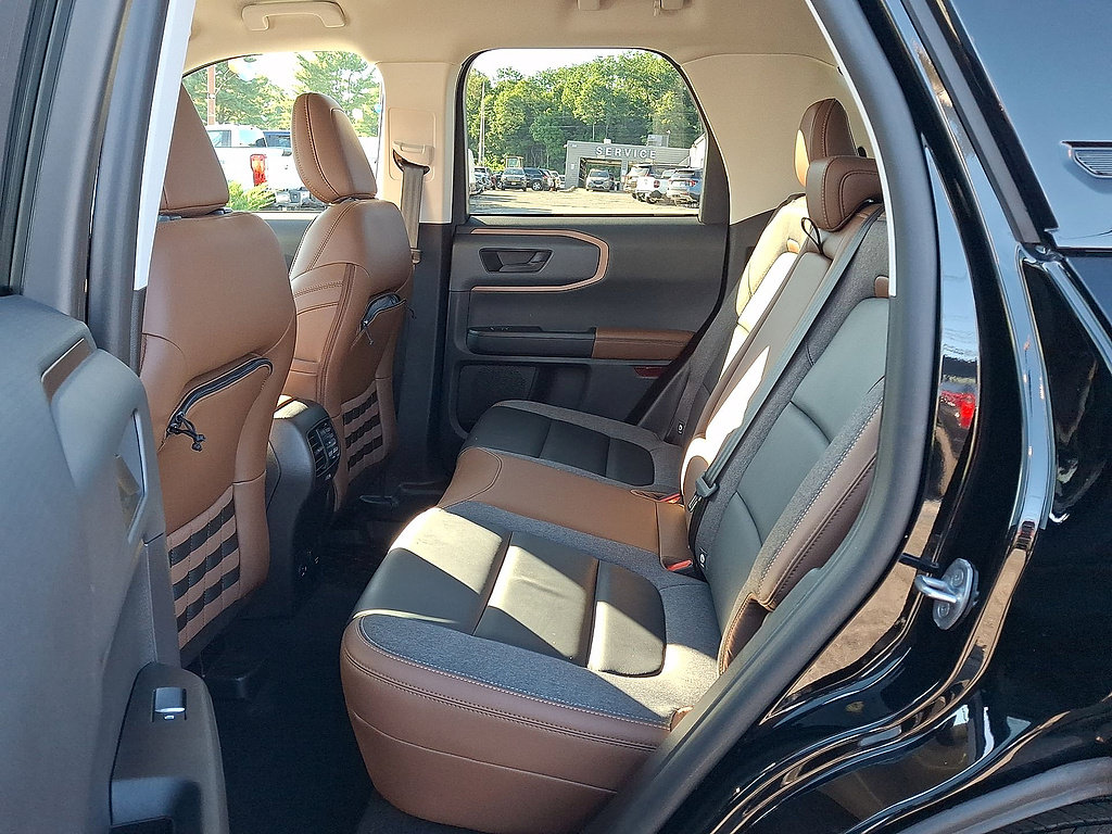 Certified 2023 Ford Bronco Sport Outer Banks AWD/4WD image 26