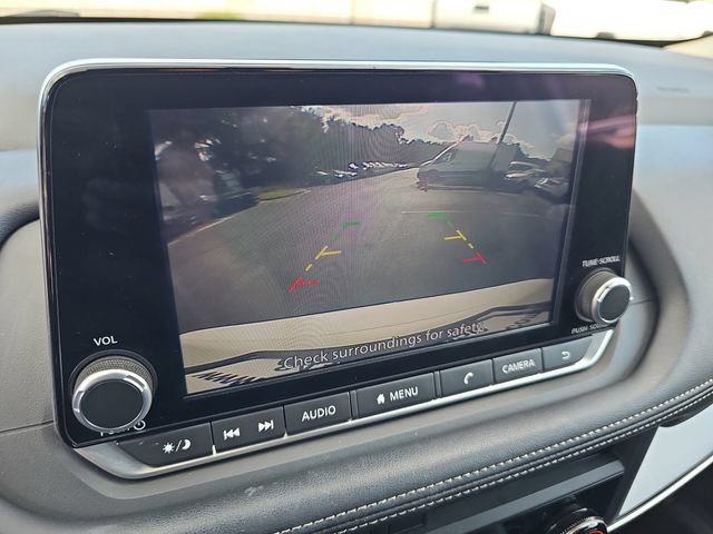Used 2024 Nissan Rogue SV FWD image 28