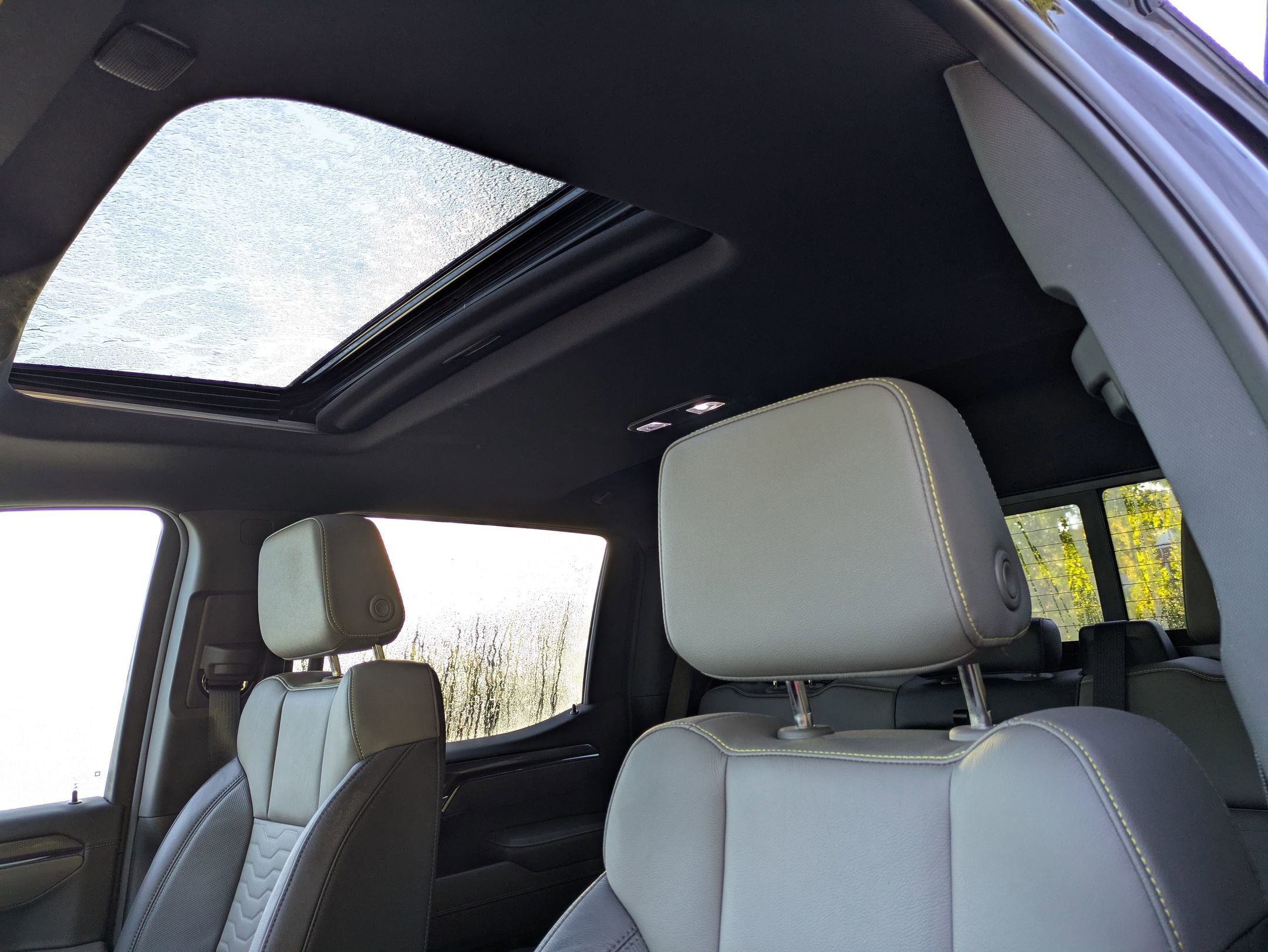 Used 2024 Chevrolet Silverado 1500 ZR2 w/ Technology Package image 29