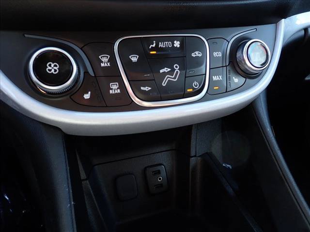 Used 2018 Chevrolet Volt LT w/ Comfort Package FWD image 19
