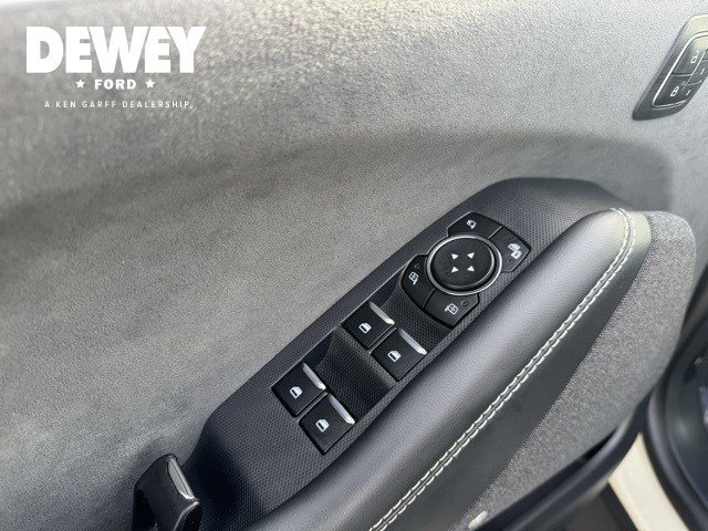 Certified 2025 Ford Mustang Mach-E GT image 11