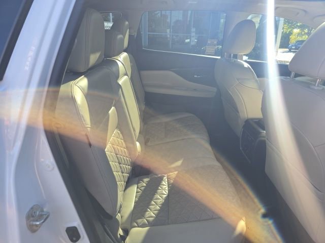 Used 2022 Nissan Murano Platinum w/ Cargo Package image 20