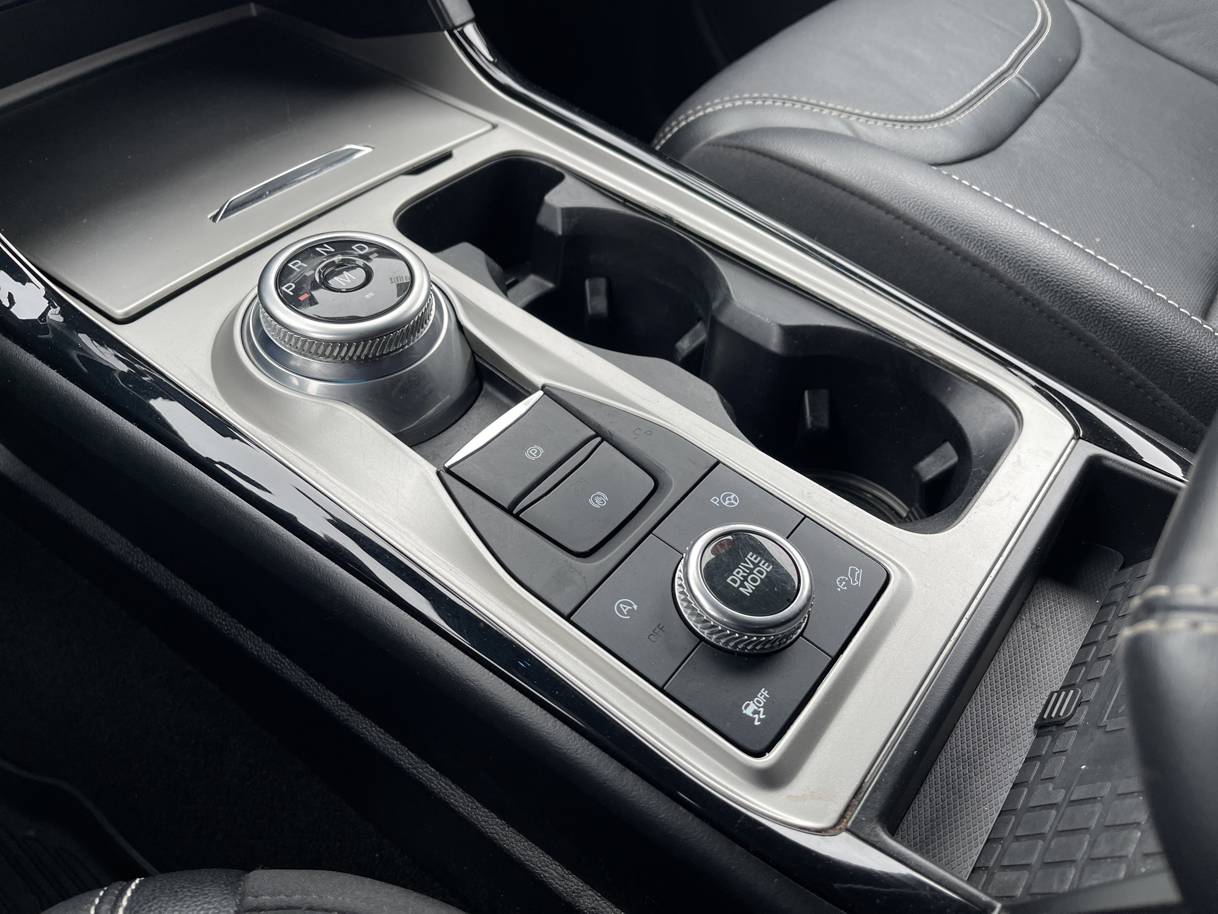 Certified 2021 Ford Explorer ST w/ Equipment Group 401A image 20