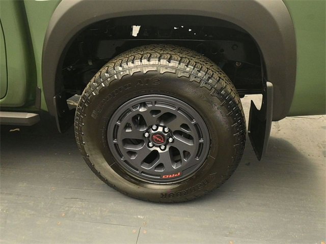 Used 2025 Nissan Frontier PRO-4X w/ Pro Convenience Package image 9