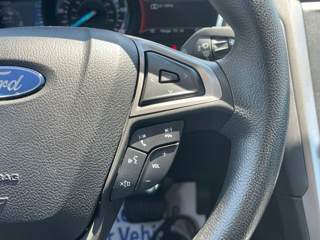 Certified 2020 Ford Fusion SE FWD image 31