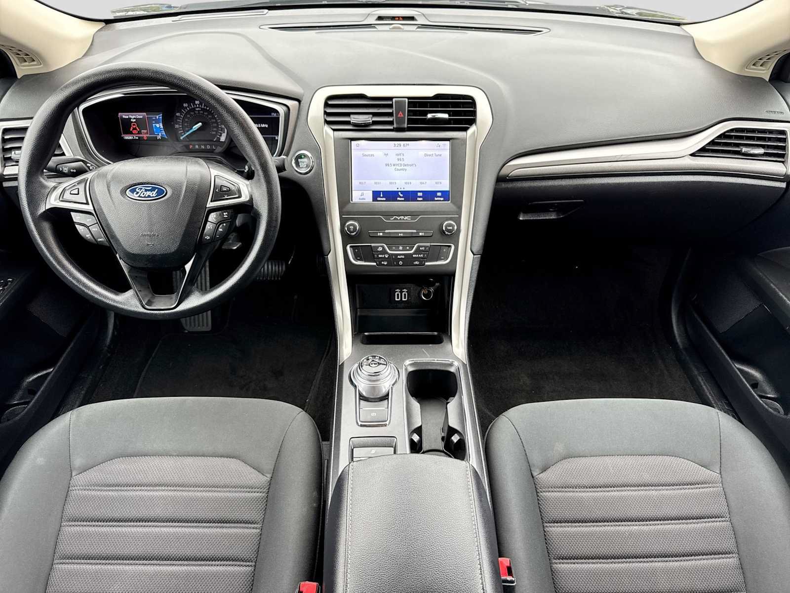 Certified 2020 Ford Fusion SE FWD image 15