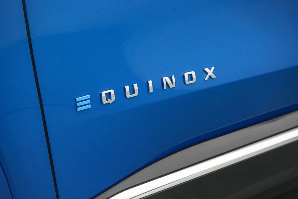 Used 2025 Chevrolet Equinox EV LT w/ Convenience Package image 17