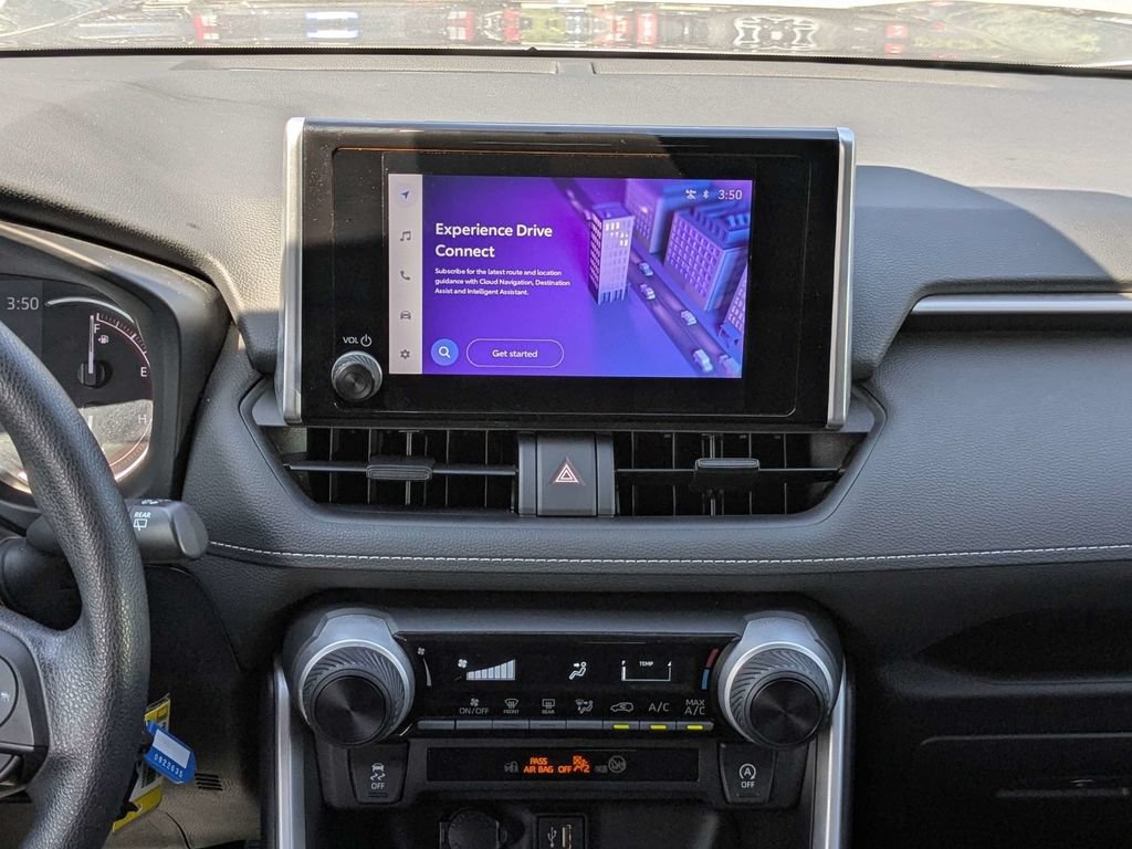 Used 2024 Toyota RAV4 LE FWD image 20