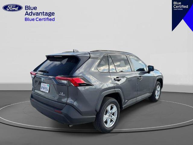 Used 2019 Toyota RAV4 LE w/ Carpet Mat Package AWD/4WD image 5
