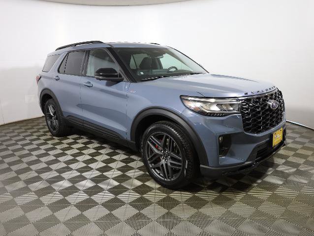 Certified 2025 Ford Explorer ST-Line w/ Premium Package AWD/4WD image 5