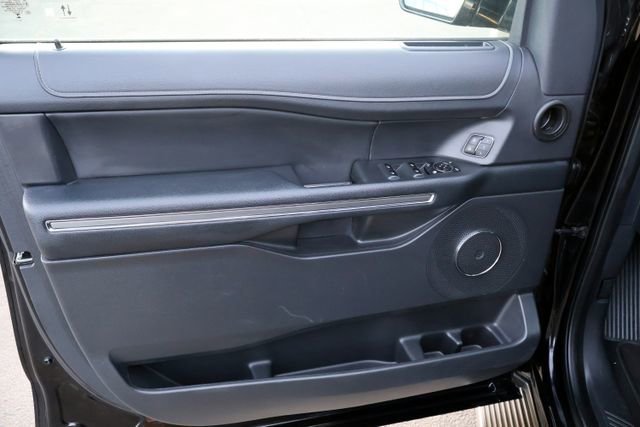 Certified 2023 Ford Expedition XLT image 31