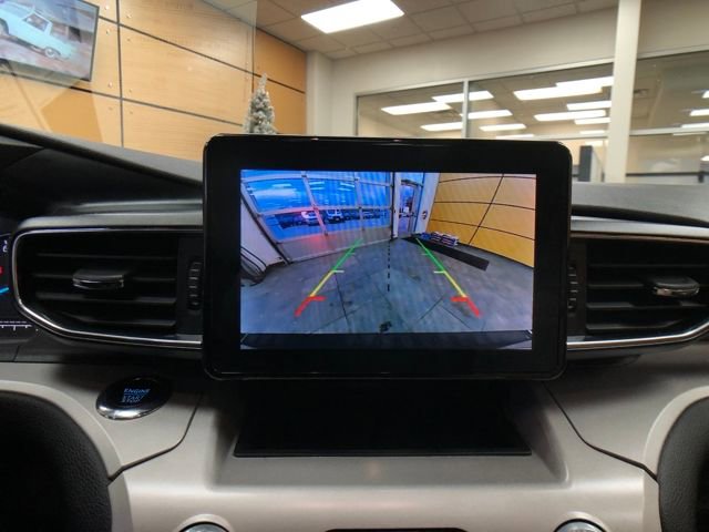 Certified 2023 Ford Explorer XLT w/ Equipment Group 202A image 16