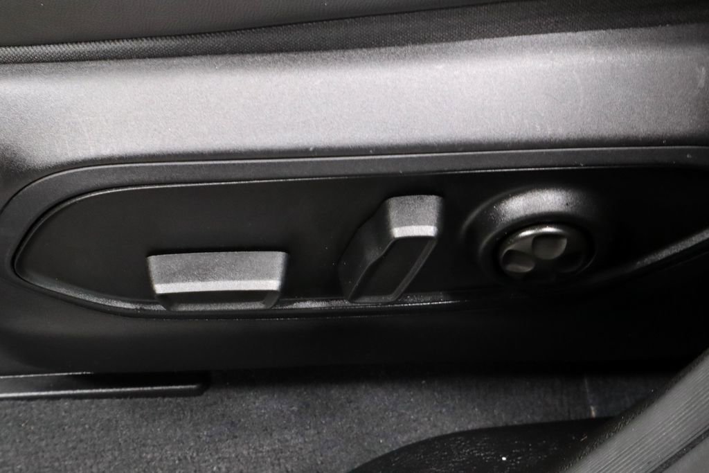 Used 2023 Jeep Grand Cherokee Limited image 26