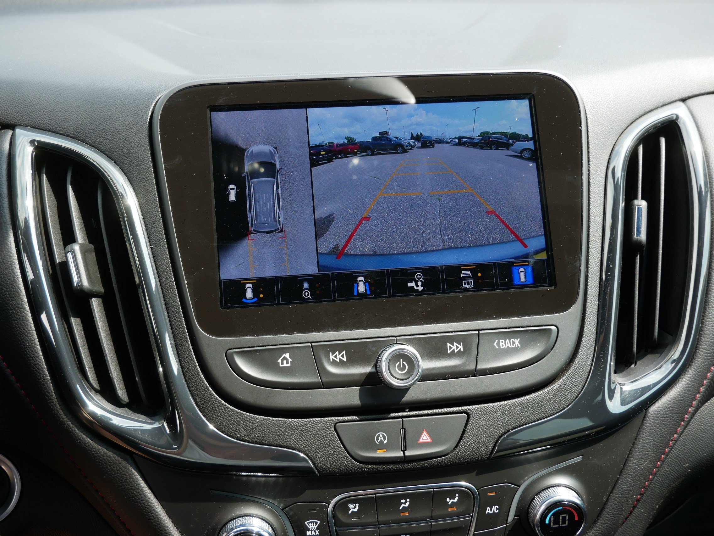 Used 2024 Chevrolet Equinox RS AWD/4WD image 31