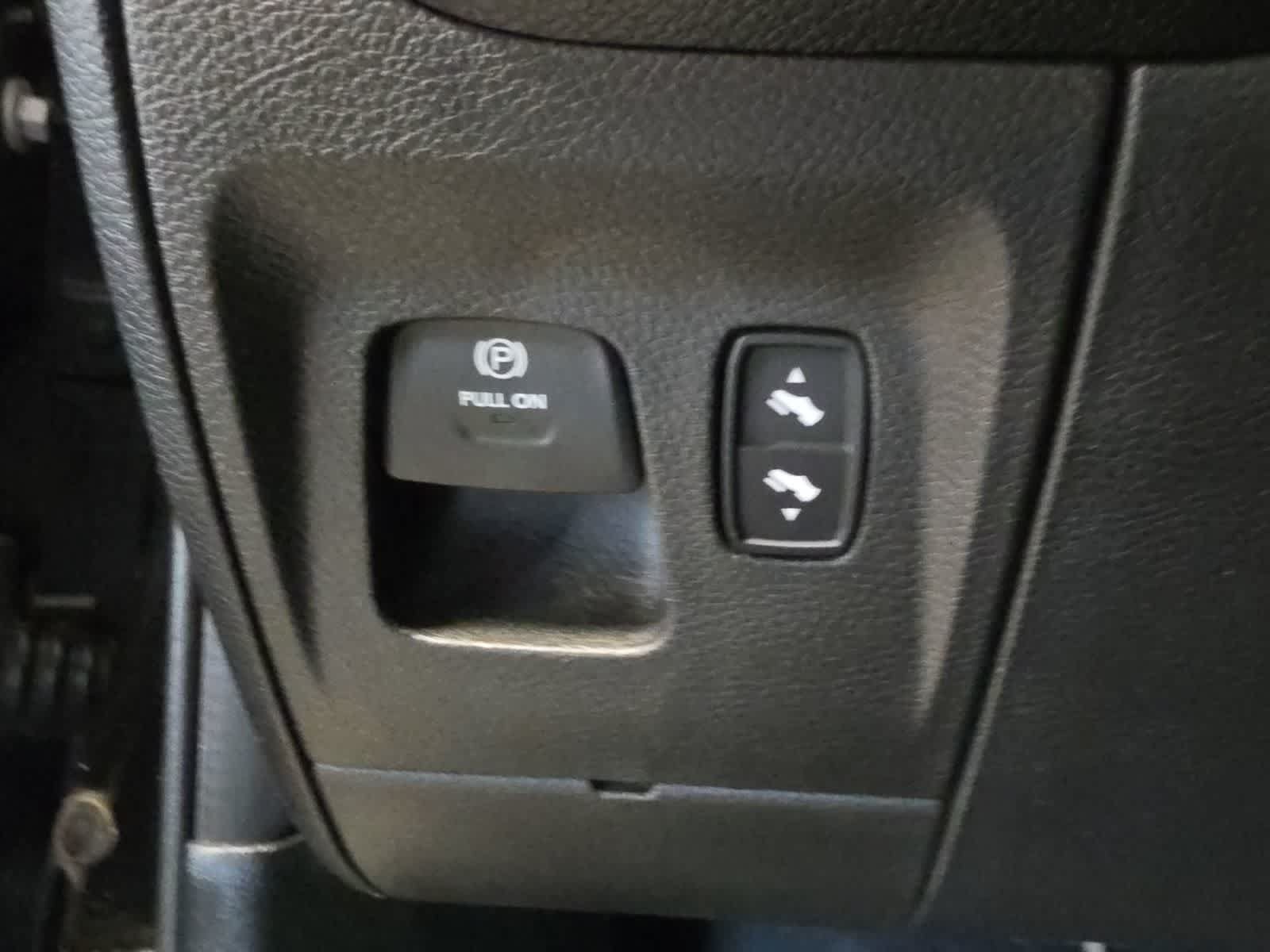 Used 2019 RAM 1500 Laramie AWD/4WD image 21