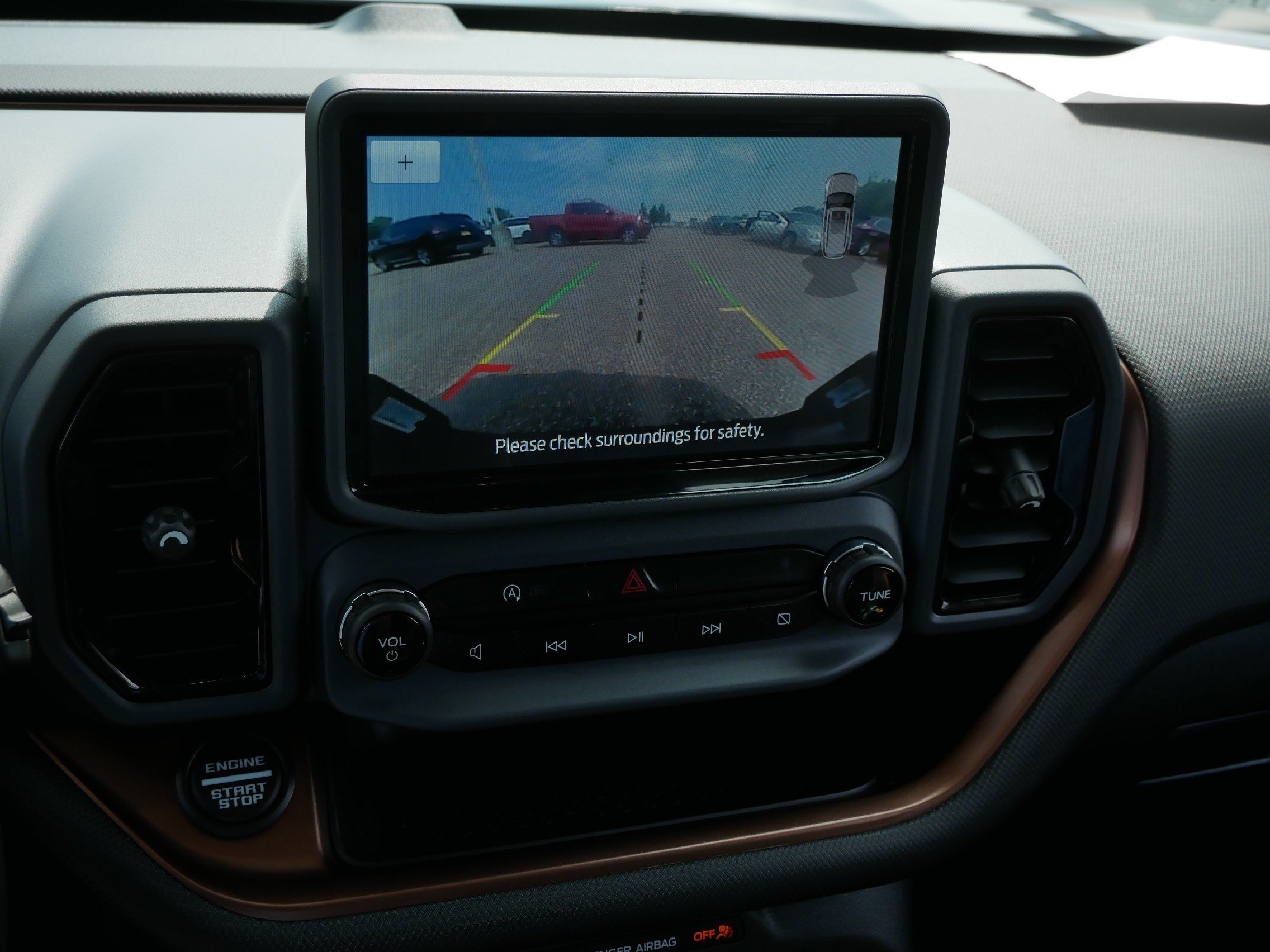 Certified 2022 Ford Bronco Sport Outer Banks AWD/4WD image 33