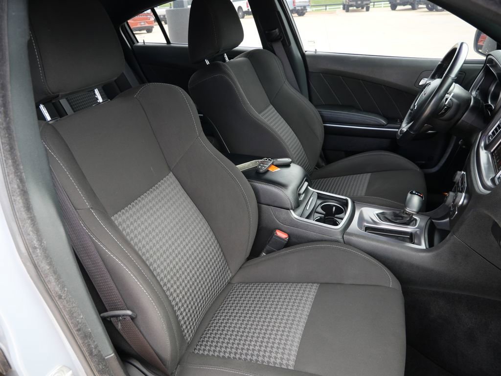 Used 2022 Dodge Charger GT w/ Performance Handling Group RWD image 20
