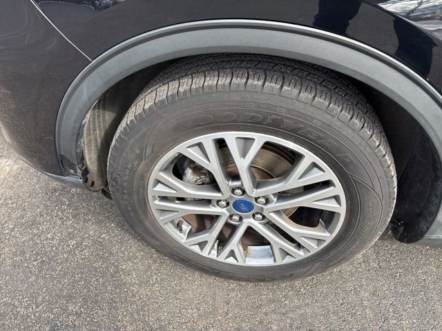 Certified 2022 Ford Escape SEL w/ Technology Package image 12