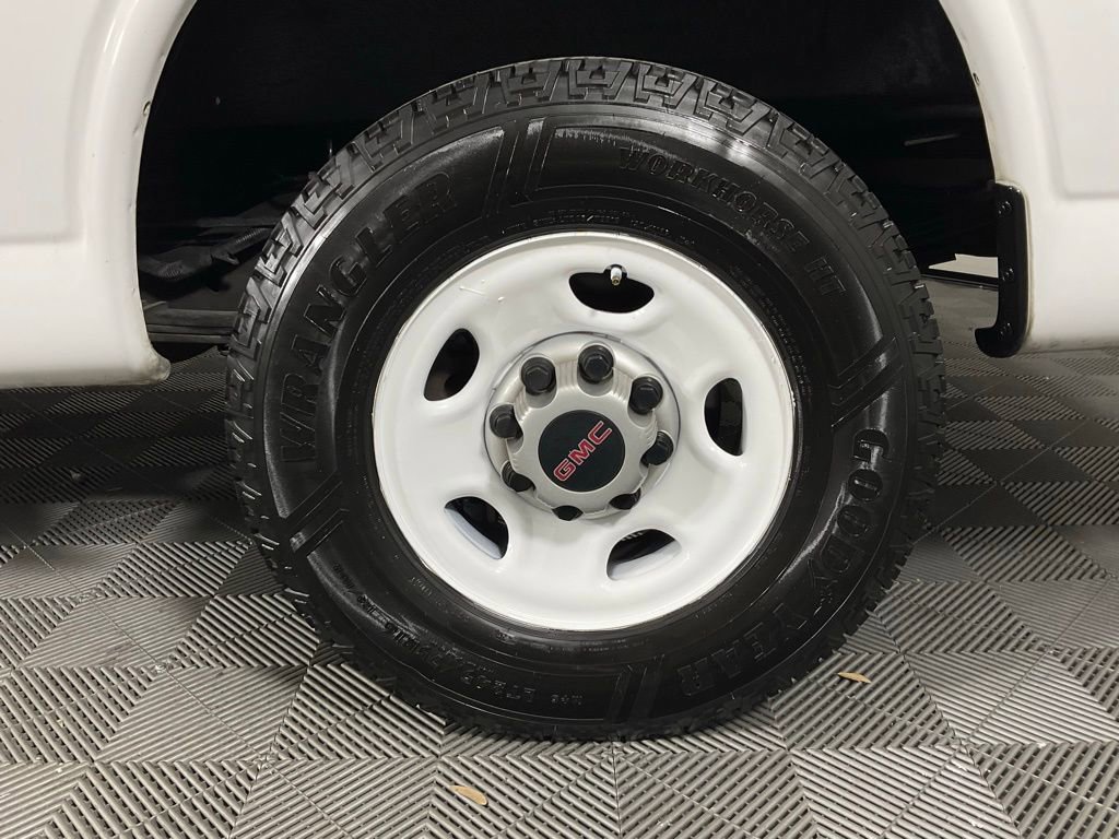 Used 2021 GMC Savana 2500 Extended image 10