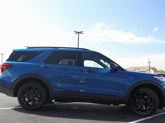 Certified 2023 Ford Explorer ST w/ Equipment Group 401A AWD/4WD image 10