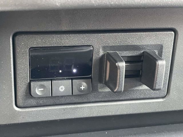Used 2024 Nissan Titan SV w/ SV Convenience Package AWD/4WD image 29