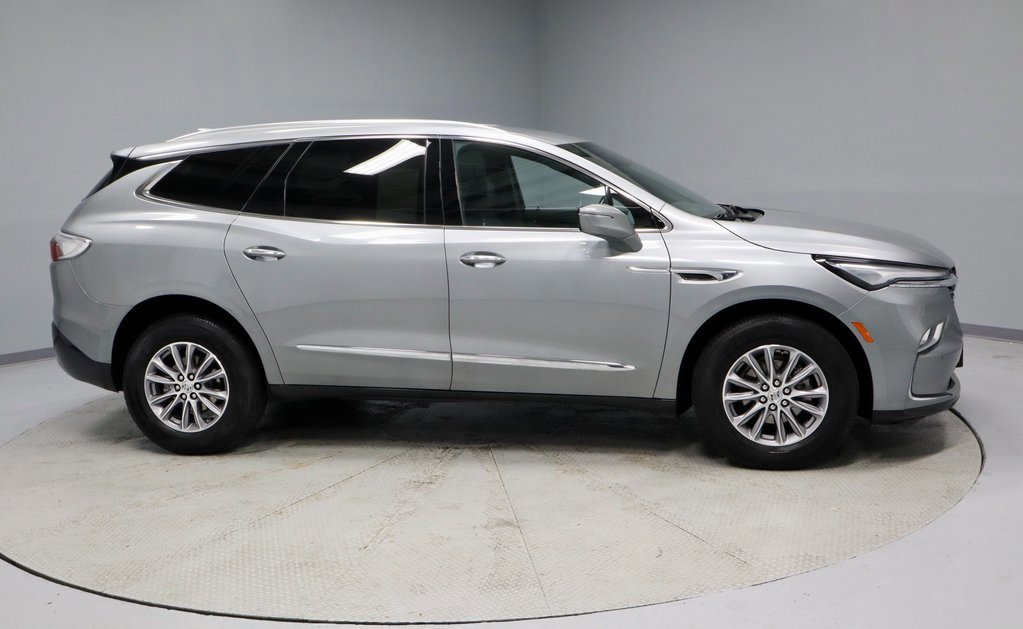 Used 2024 Buick Enclave Premium image 6