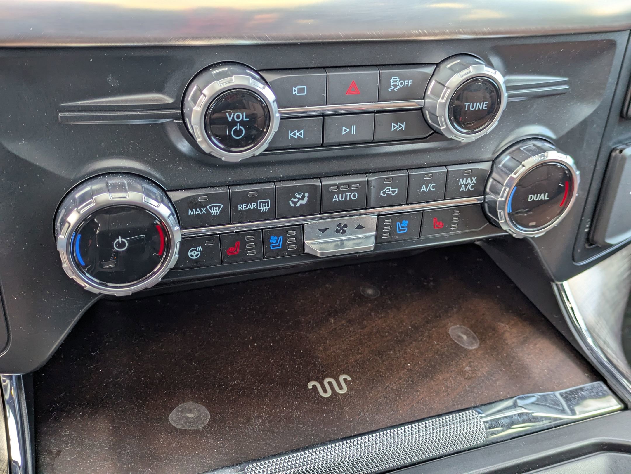 Certified 2025 Ford F150 King Ranch image 25