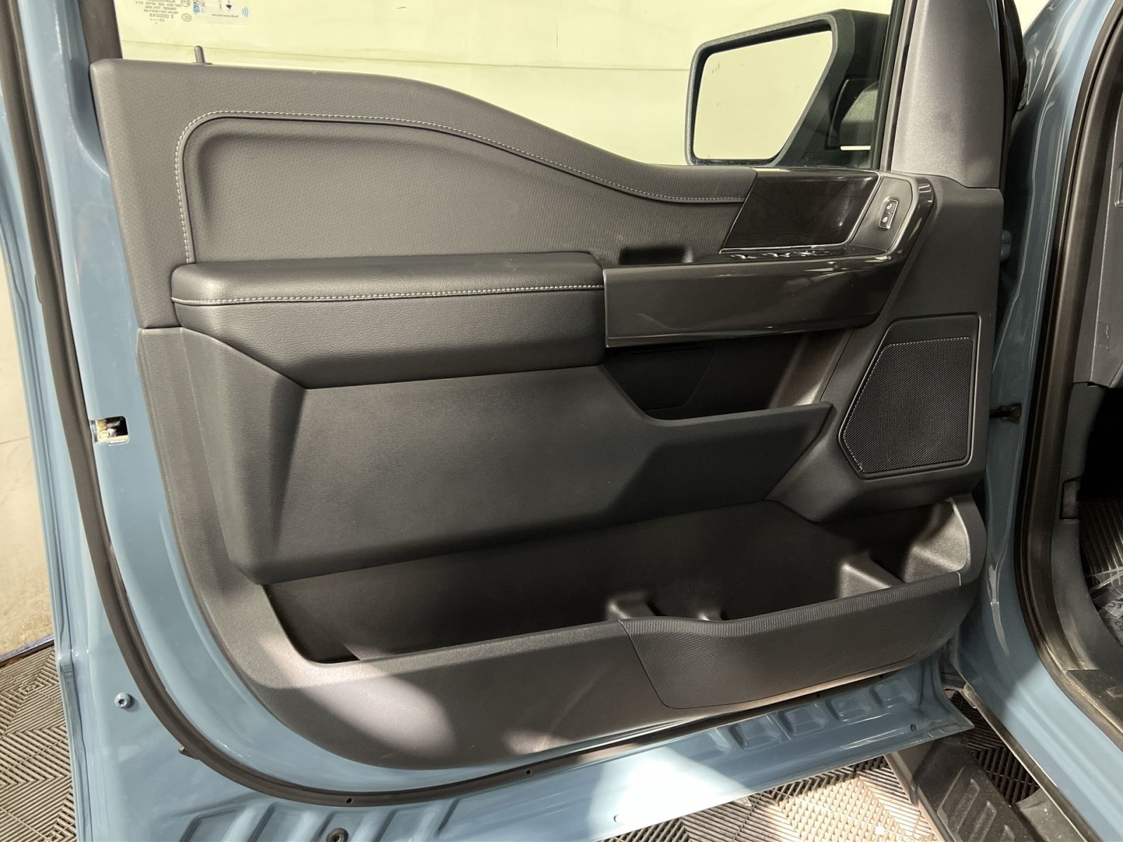 Certified 2023 Ford F150 4x4 SuperCrew image 14