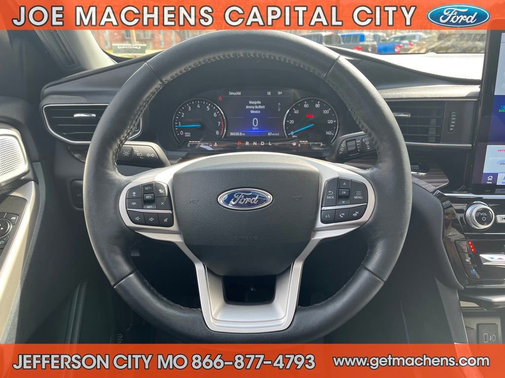 Certified 2023 Ford Explorer Limited w/ Limited Technology Package image 17