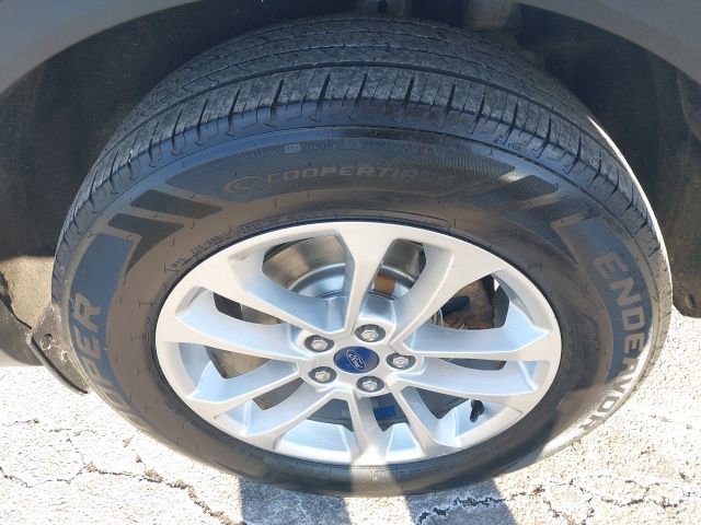 Certified 2022 Ford Escape SE image 13