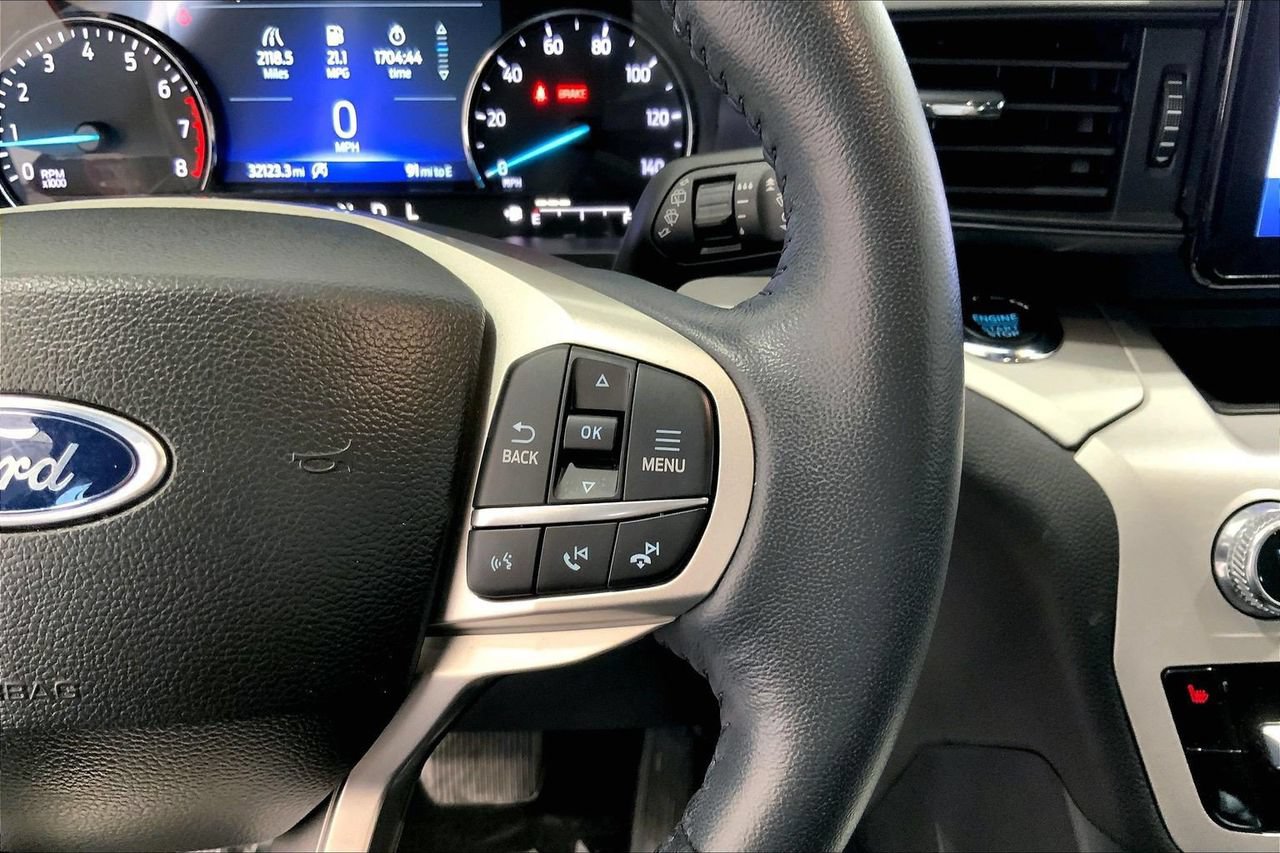 Certified 2023 Ford Explorer XLT RWD image 22