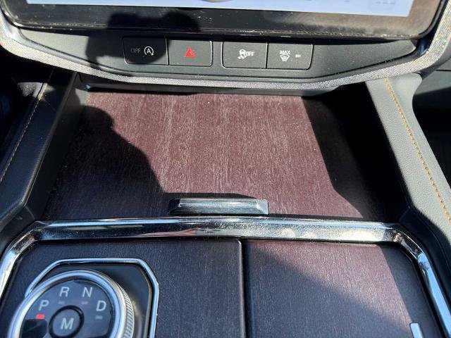 Certified 2024 Ford Expedition Max Platinum image 16