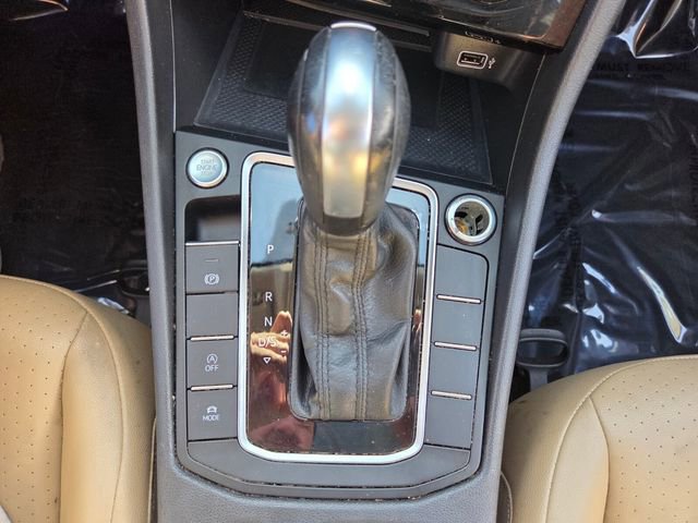 Used 2020 Volkswagen Jetta SEL image 25