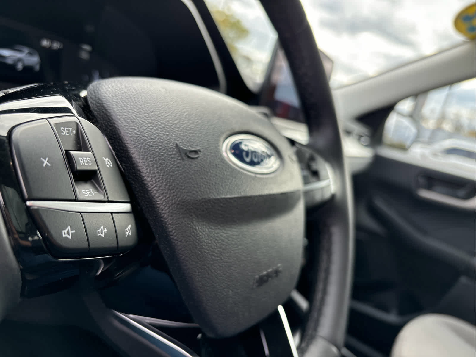 Certified 2022 Ford Escape SE w/ Convenience Package image 12