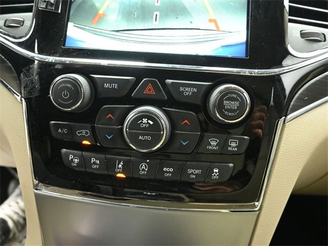 Used 2019 Jeep Grand Cherokee Limited image 29