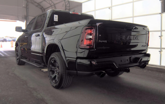 Used 2025 RAM 1500 Lone Star AWD/4WD image 4