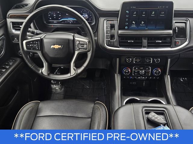 Used 2023 Chevrolet Suburban Premier image 17