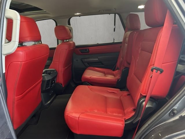 Used 2023 Toyota Sequoia TRD Pro AWD/4WD image 8