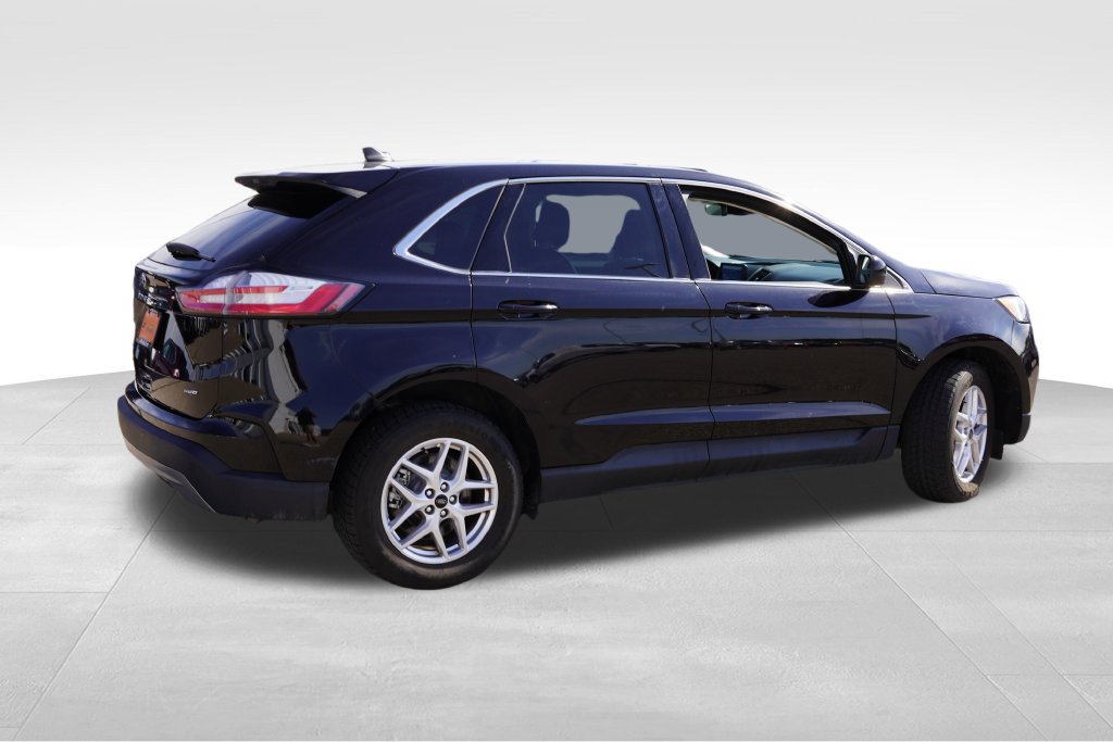 Certified 2024 Ford Edge SEL AWD/4WD image 4